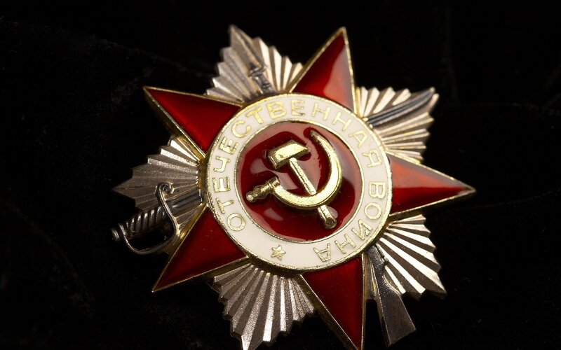 Medal with Hammer and Sickle — Red, Dramatic, Photograph, Hammer and Sickle, Sword, Star