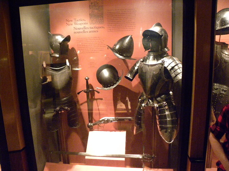Medieval Armor Display — Gray