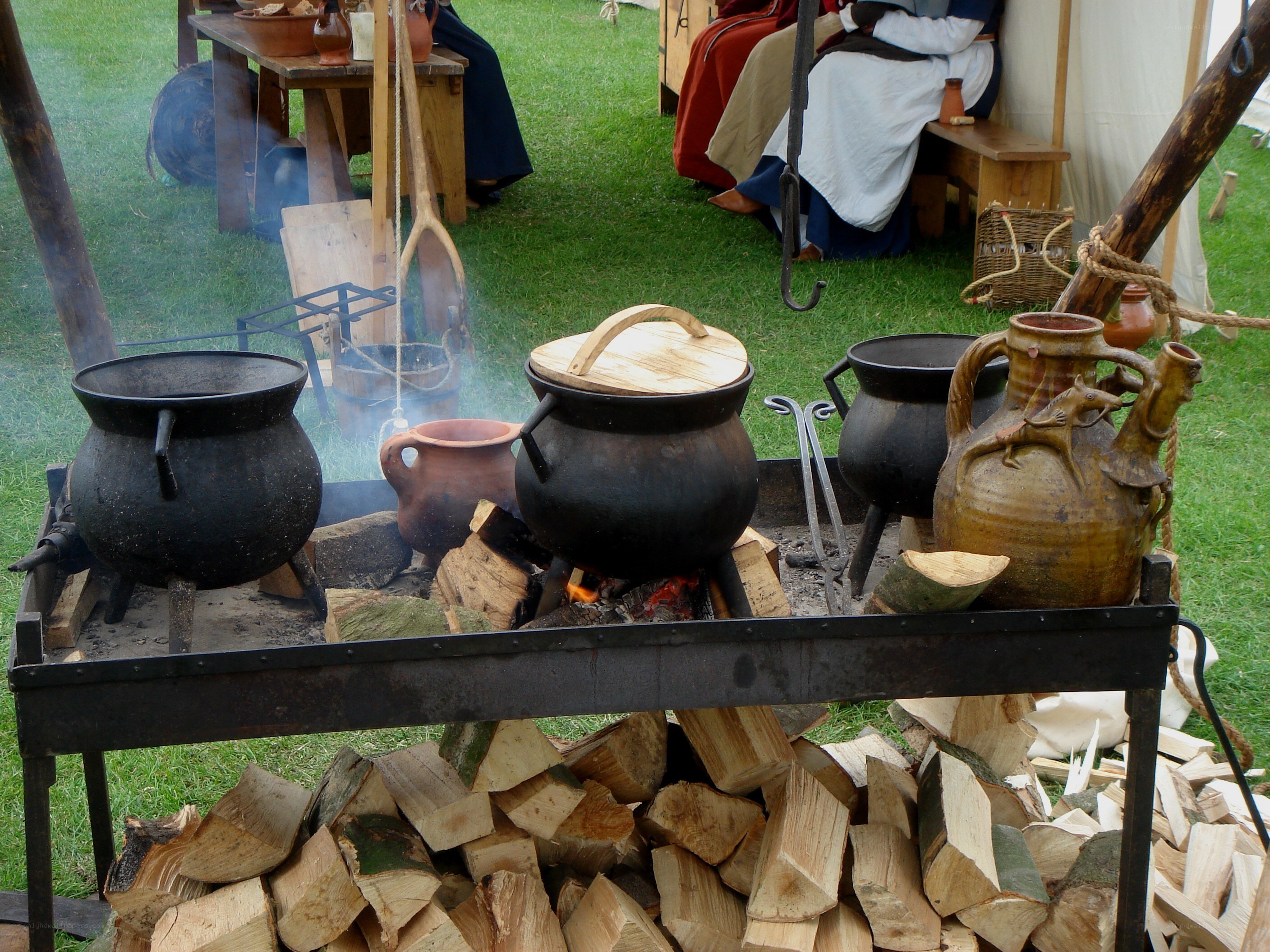 Medieval cooking setup