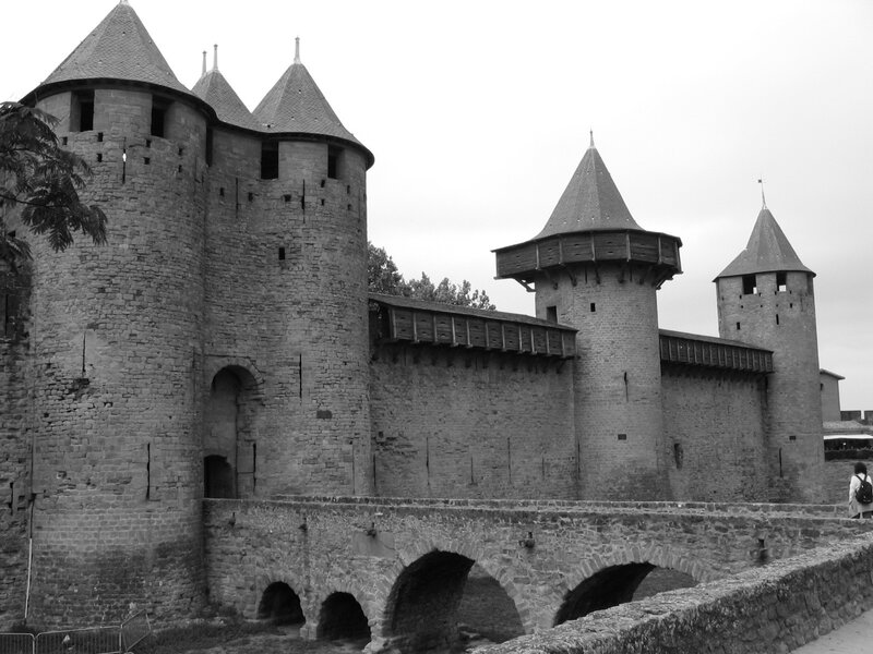 Medieval Stone Fortress — Black