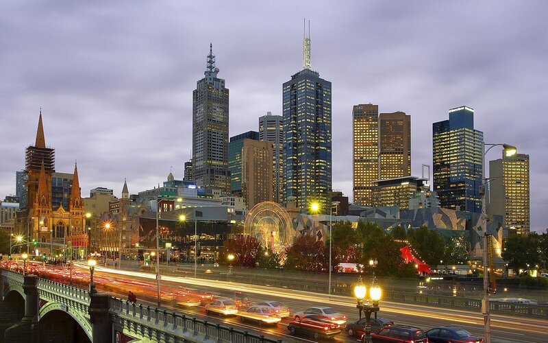 Melbourne City Skyline — Gray