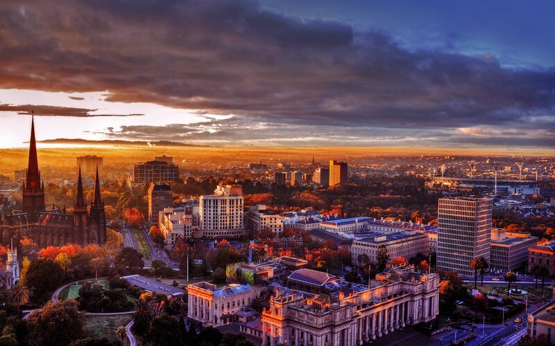 Melbourne cityscape at sunset