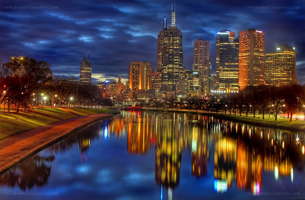 Melbourne skyline at dusk