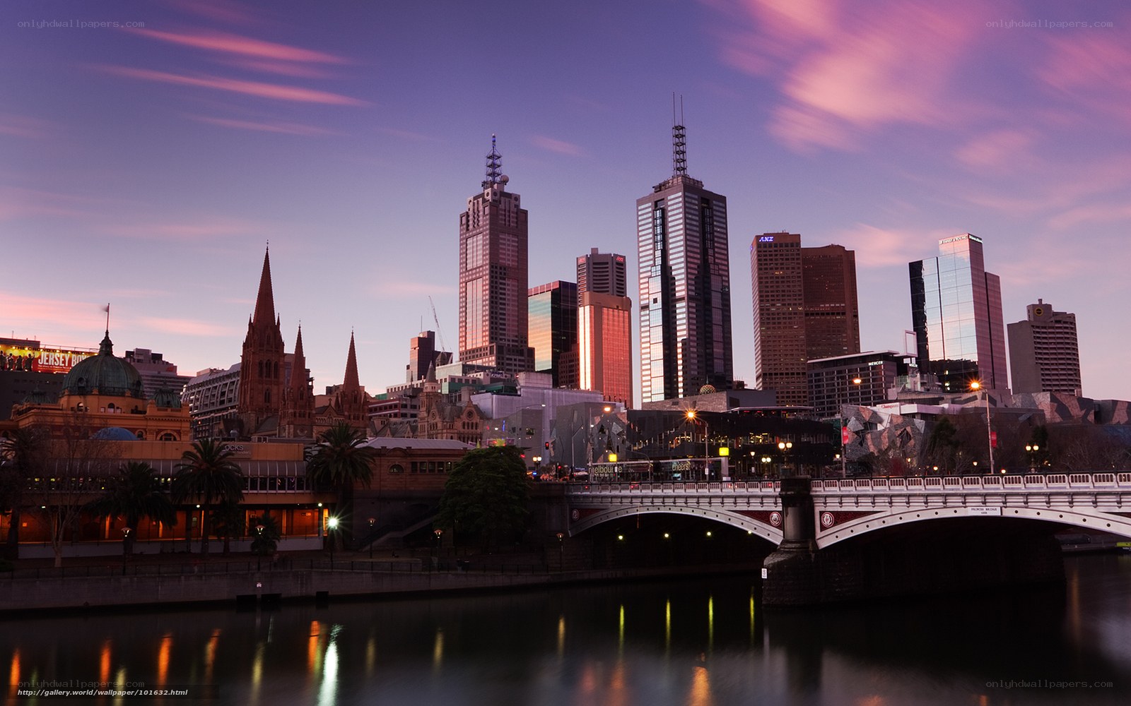 Melbourne skyline at dusk