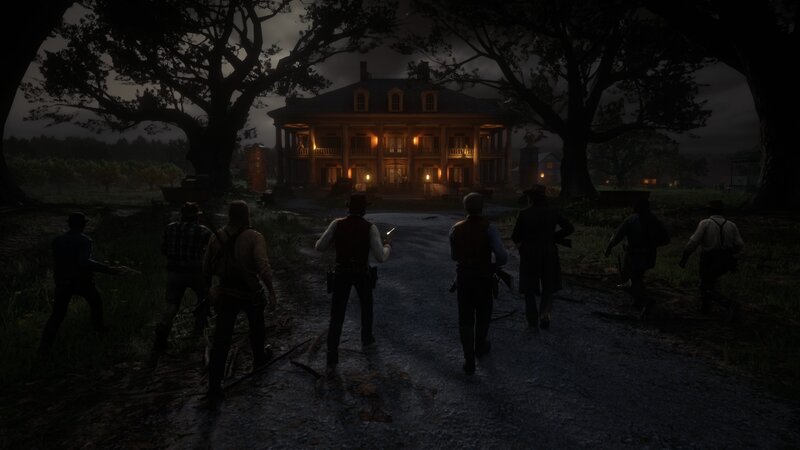 Men Approaching House — Black