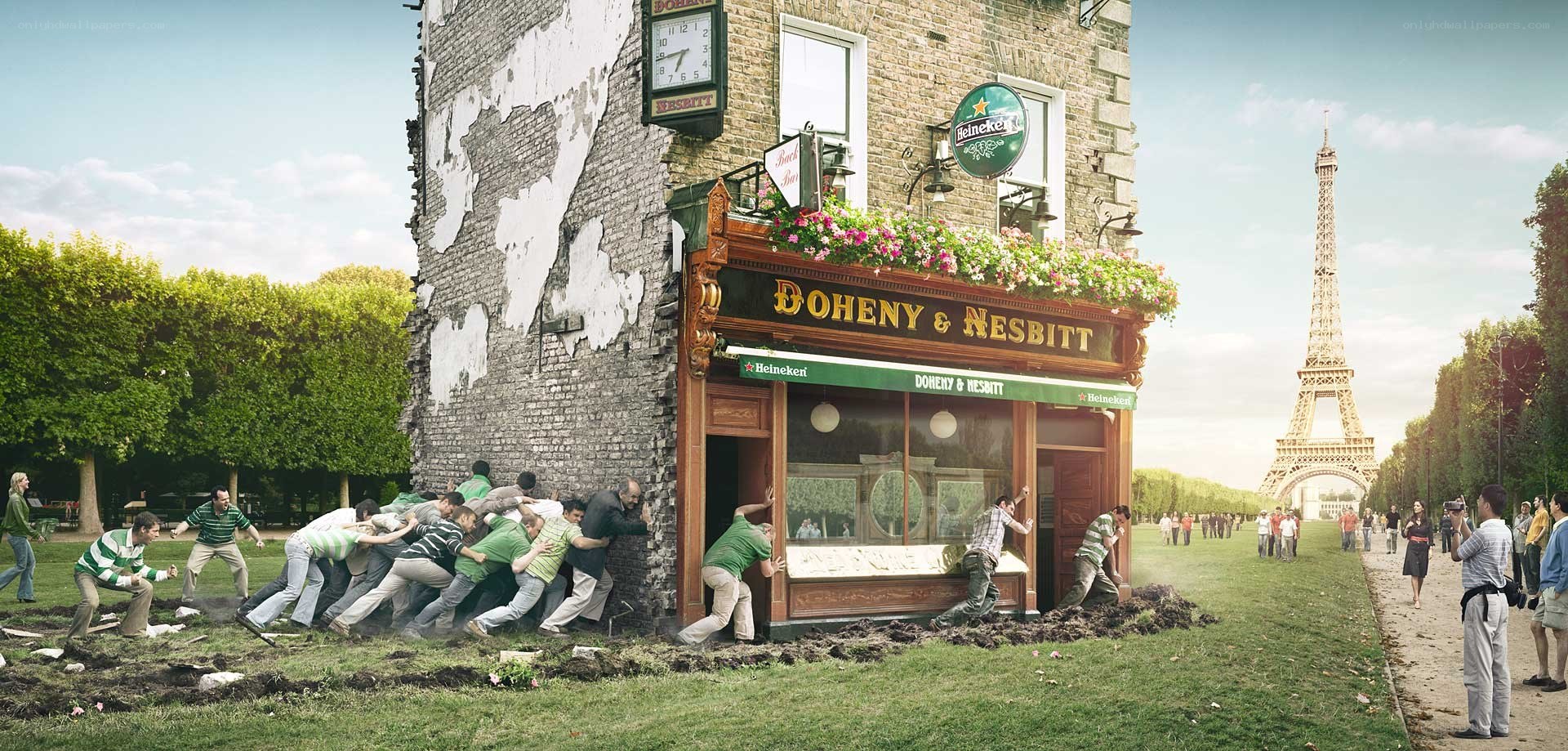 Men move pub to Paris