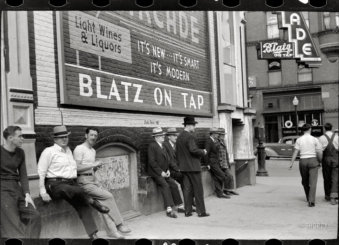 Men outside a liquor store