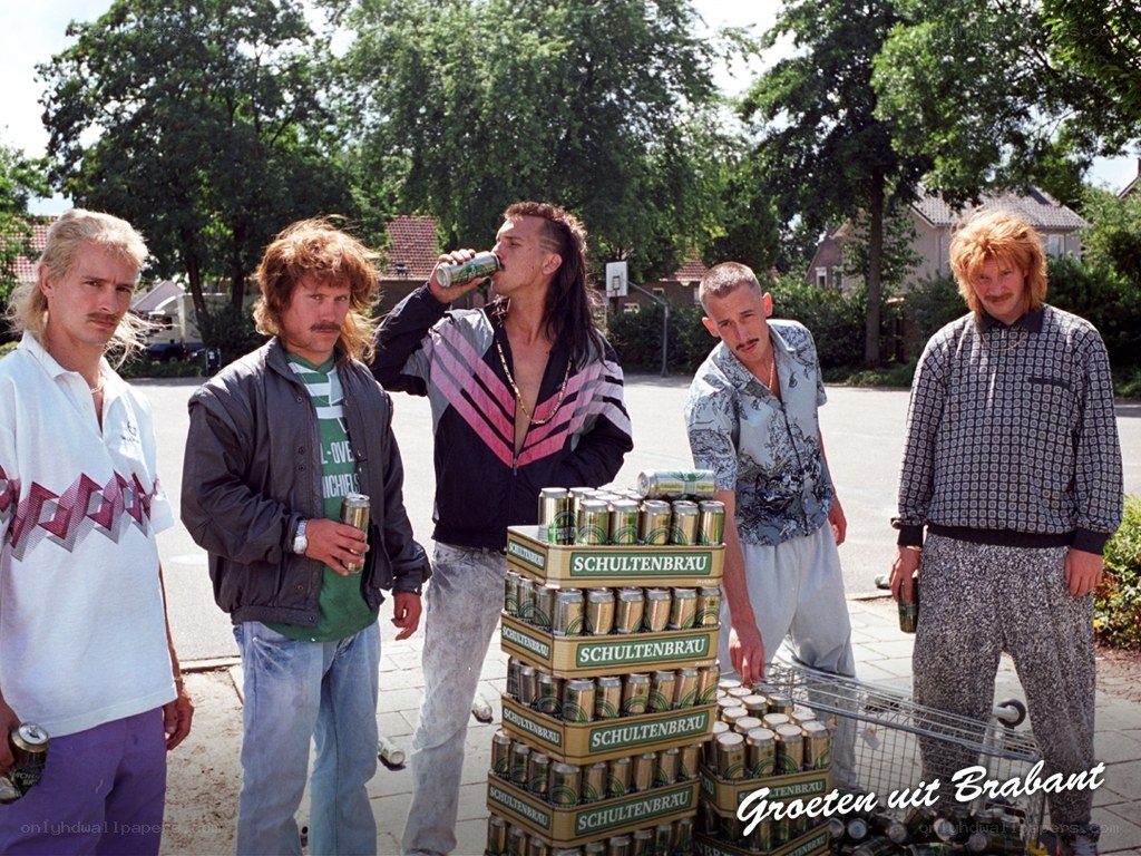 Men with beer cans in Brabant