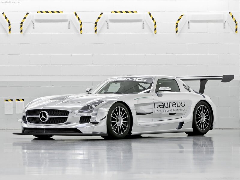 Mercedes-AMG GT3 race car