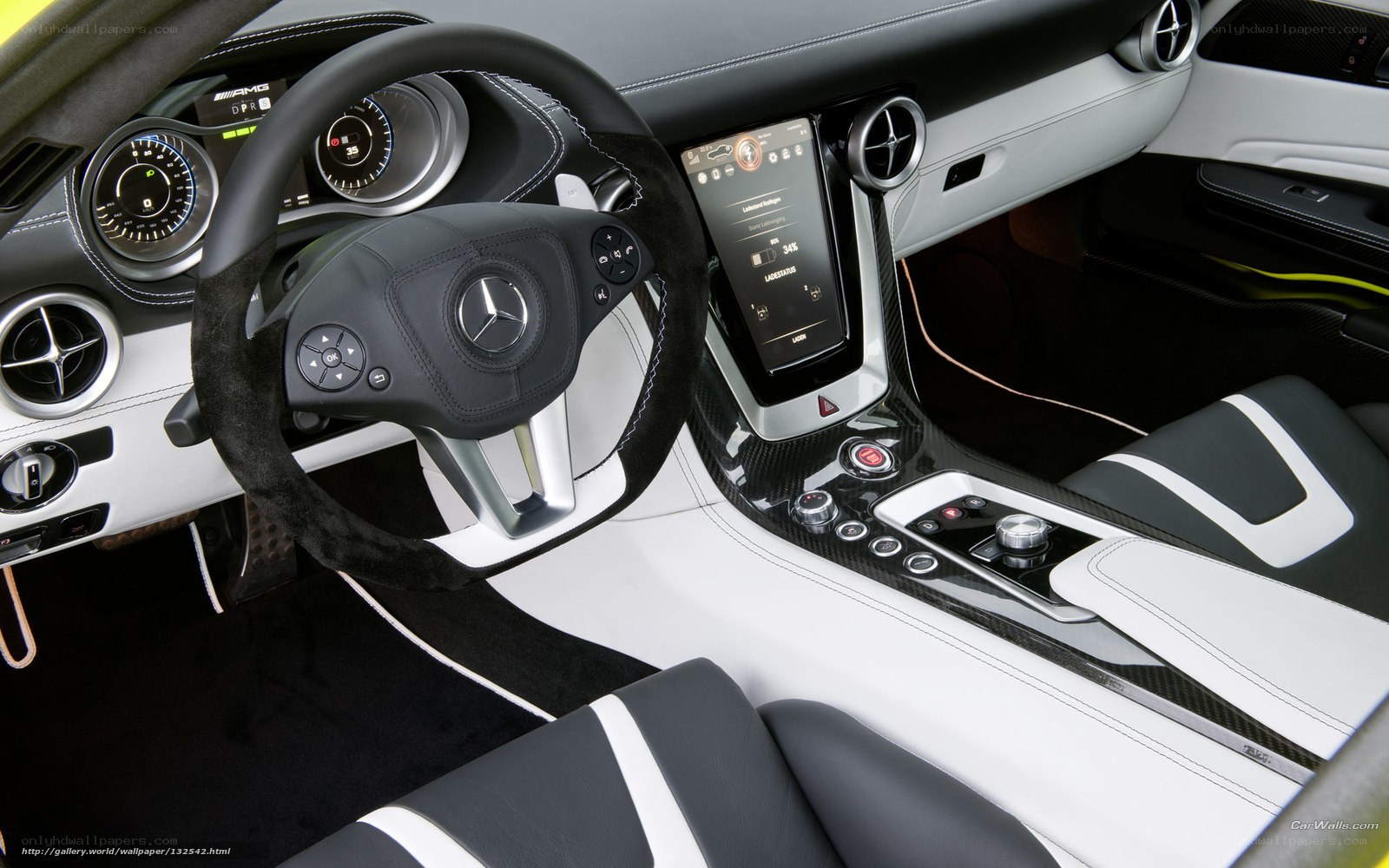 Mercedes-AMG SLS interior