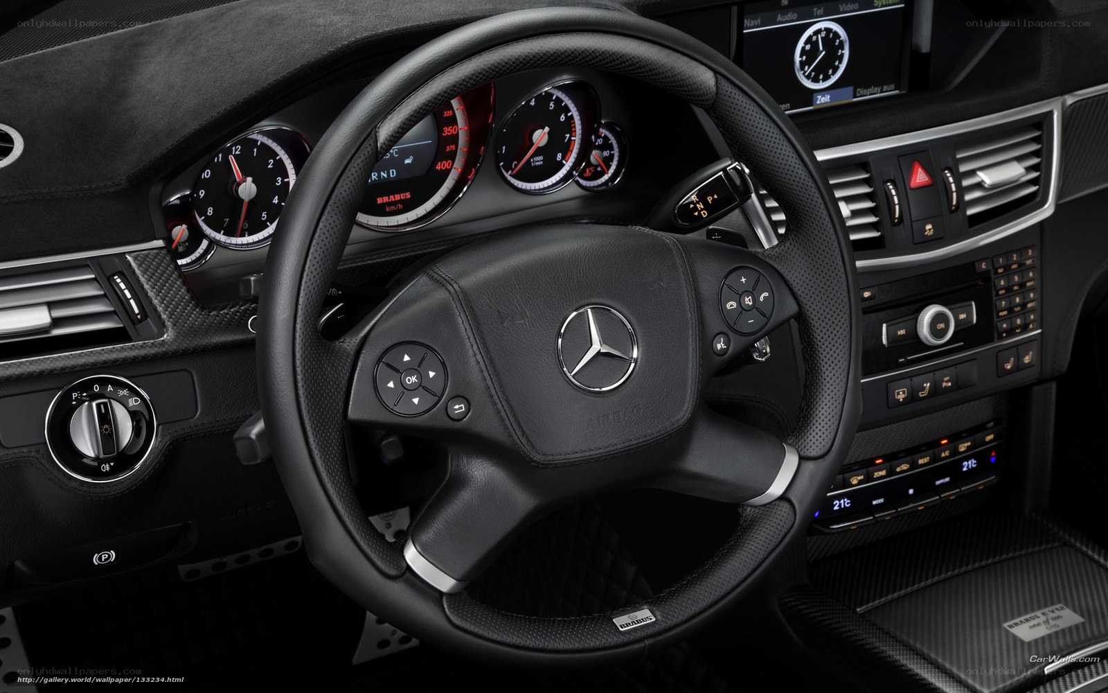 Mercedes-AMG steering wheel interior