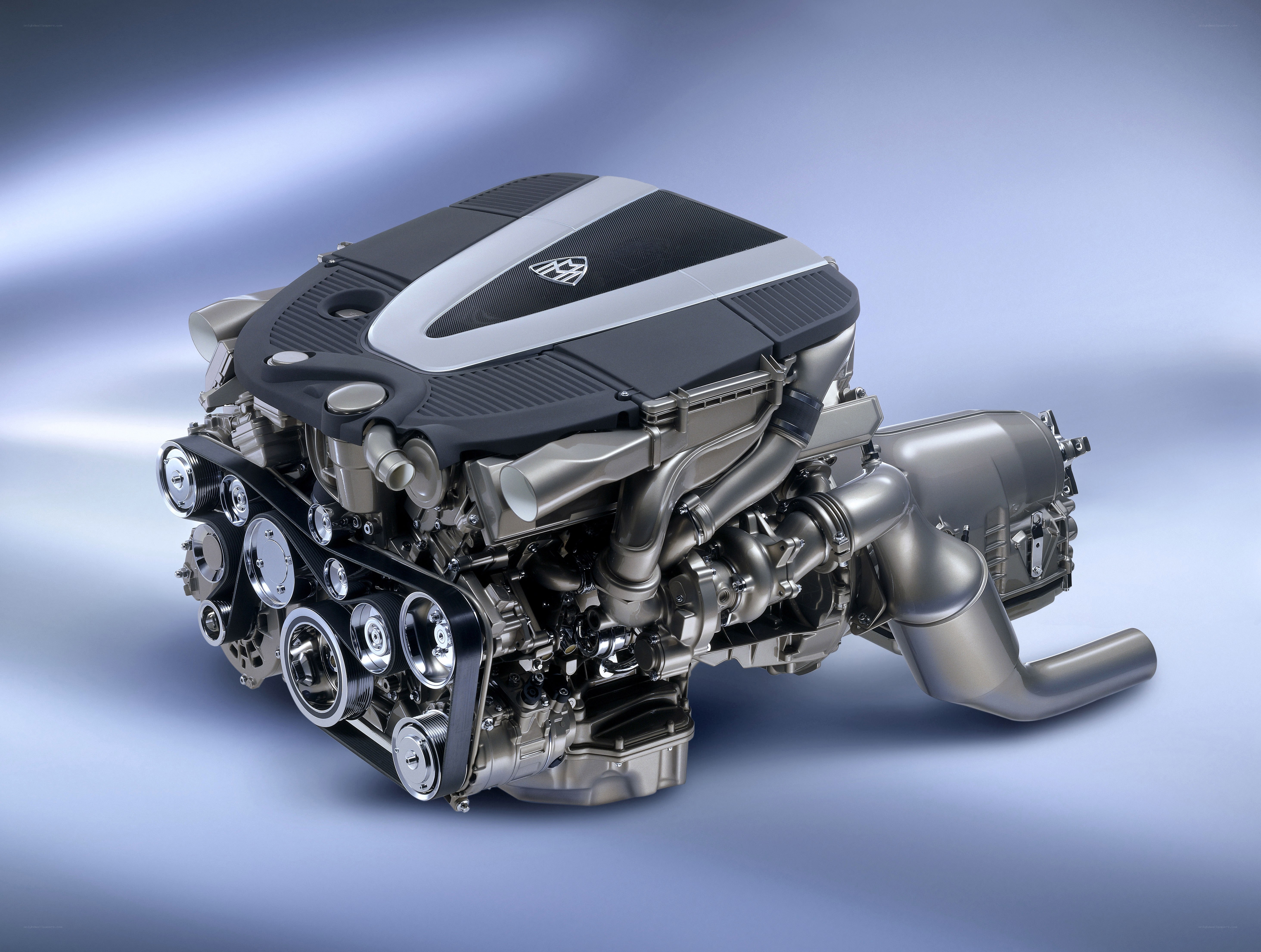 Mercedes-AMG V8 engine