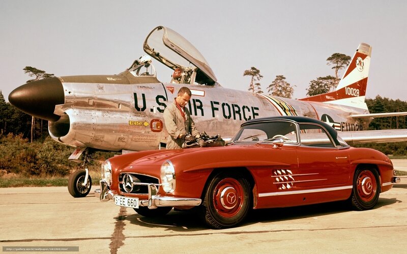 Mercedes-Benz 300SL with Air Force Jet