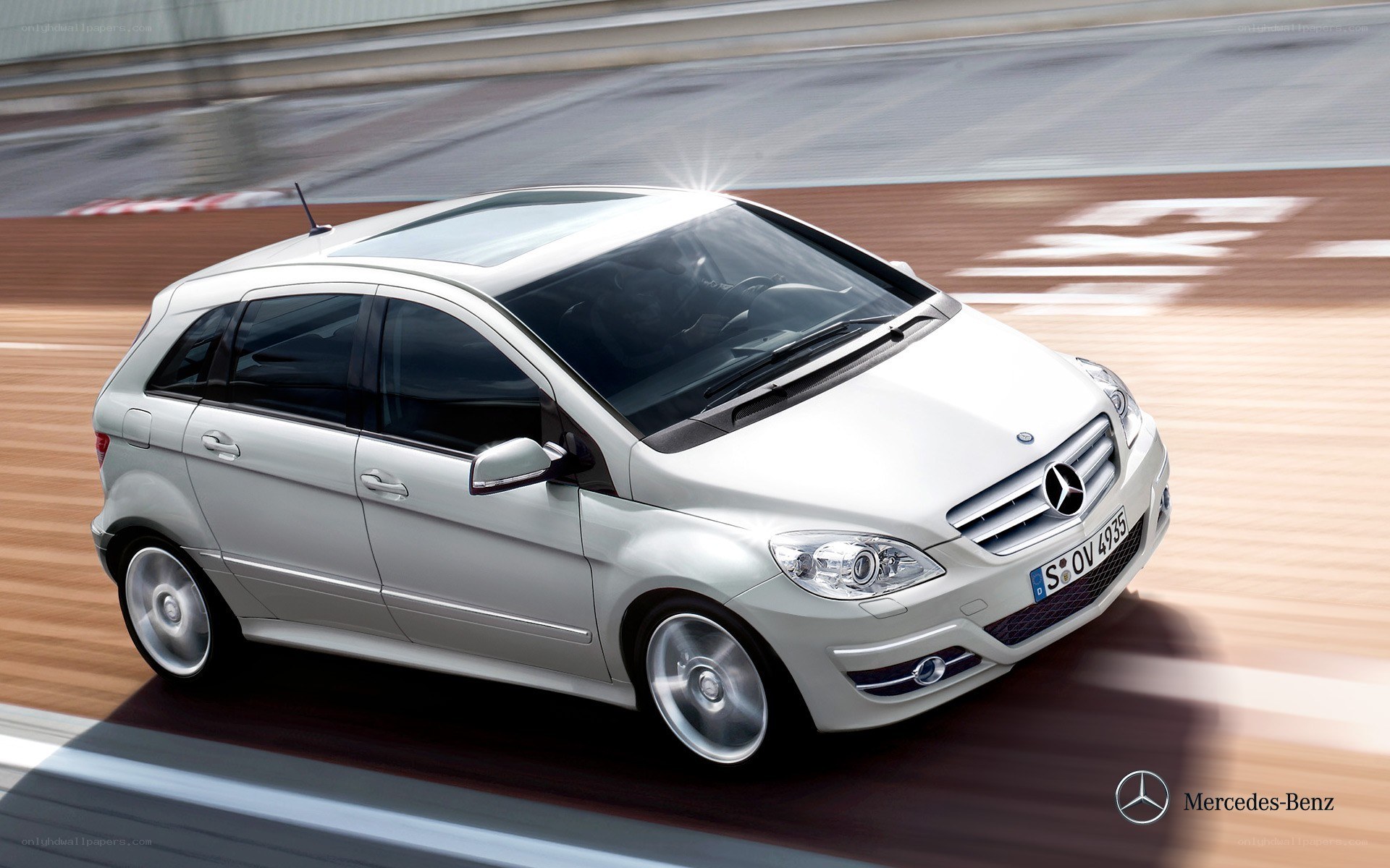 Mercedes-Benz B-Class in motion