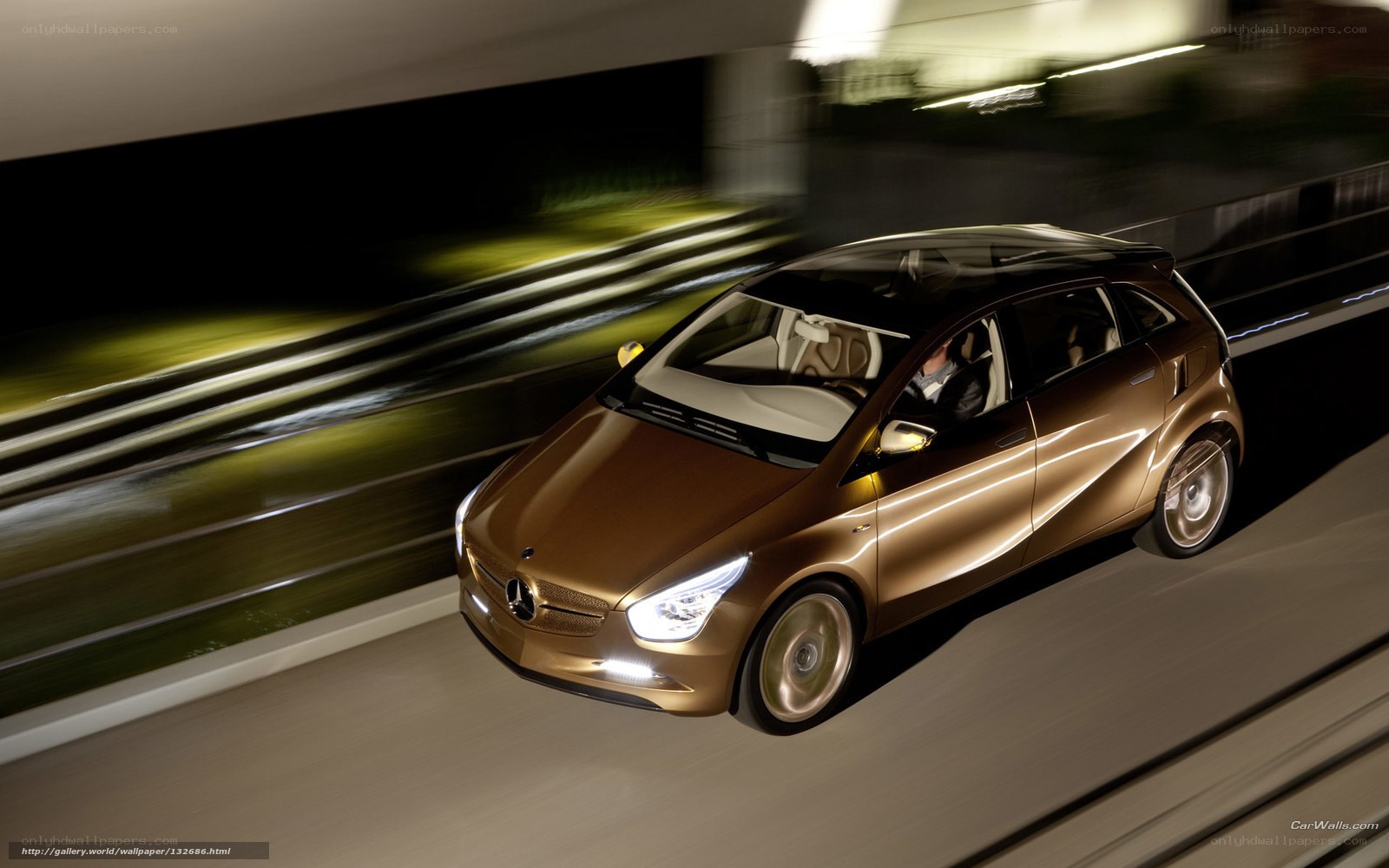 Mercedes-Benz B-Class in motion