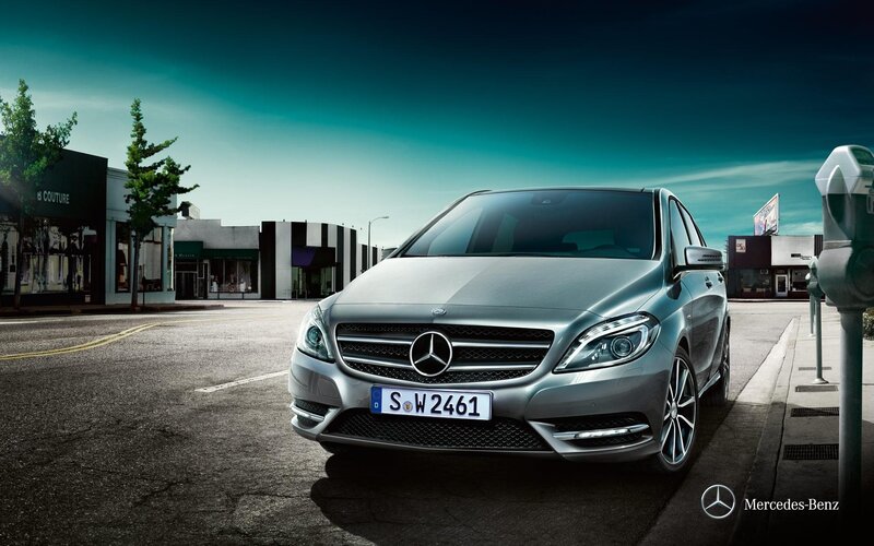 Mercedes-Benz B-Class parked on street