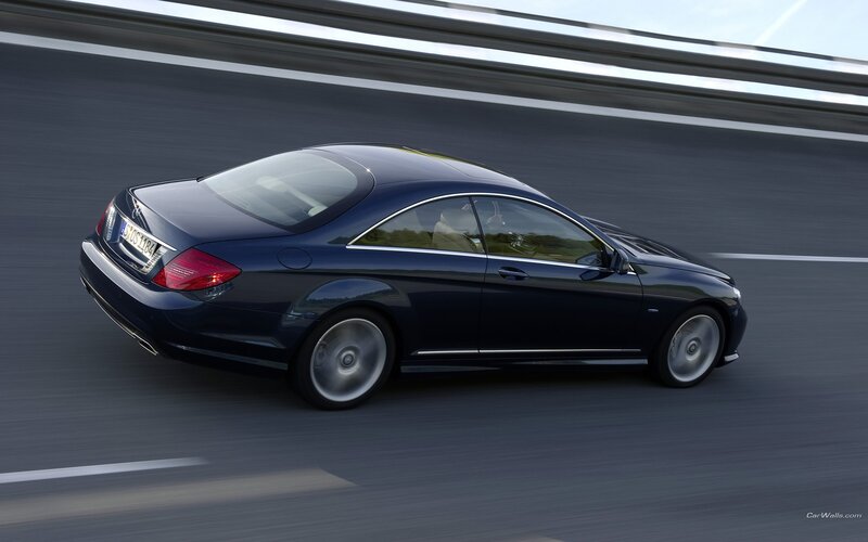 Mercedes-Benz CL-Class in motion
