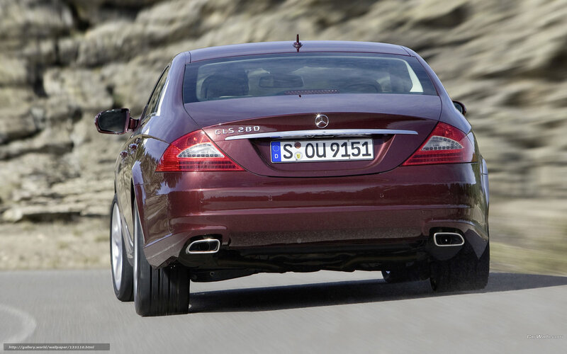 Mercedes-Benz CLS 280 in motion