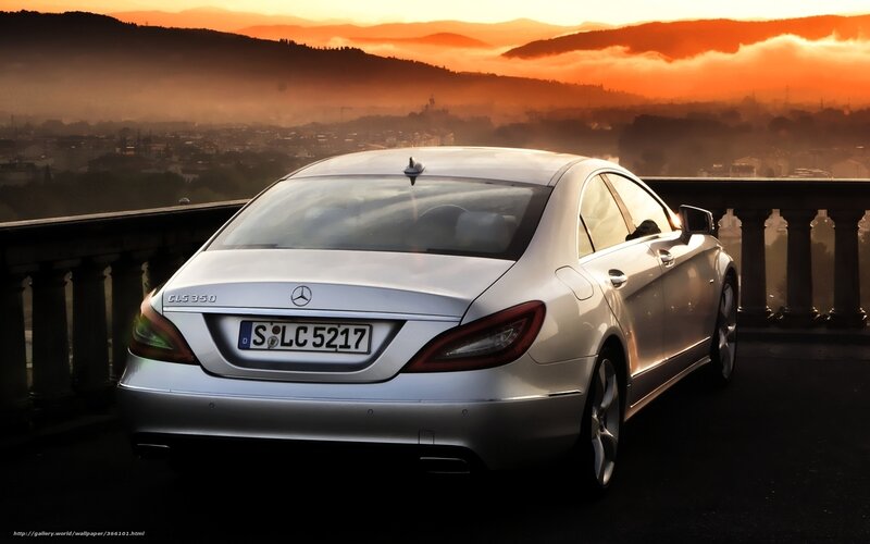 Mercedes-Benz CLS 350 at sunset