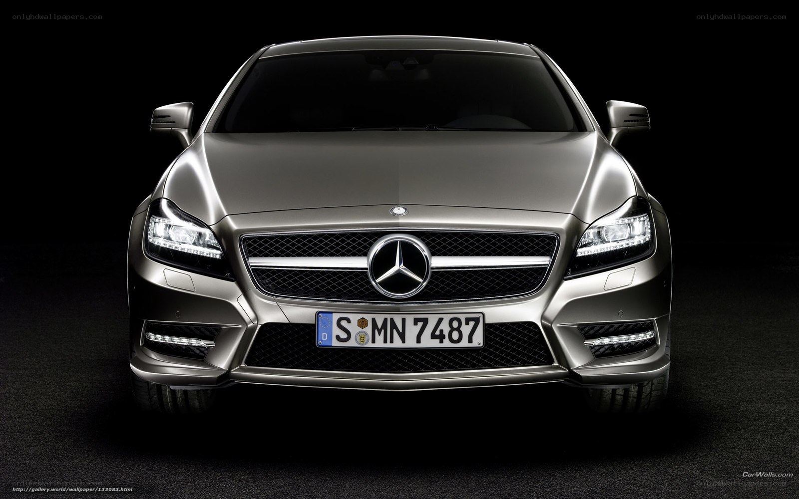 Mercedes-Benz CLS front view