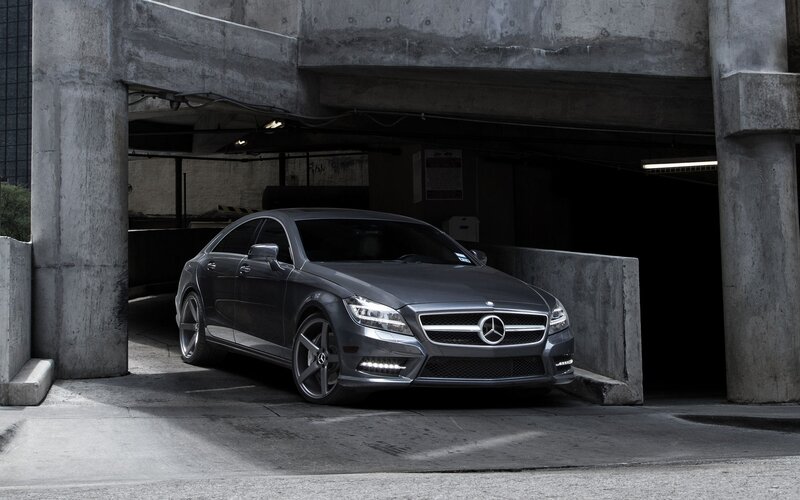Mercedes-Benz CLS in parking garage