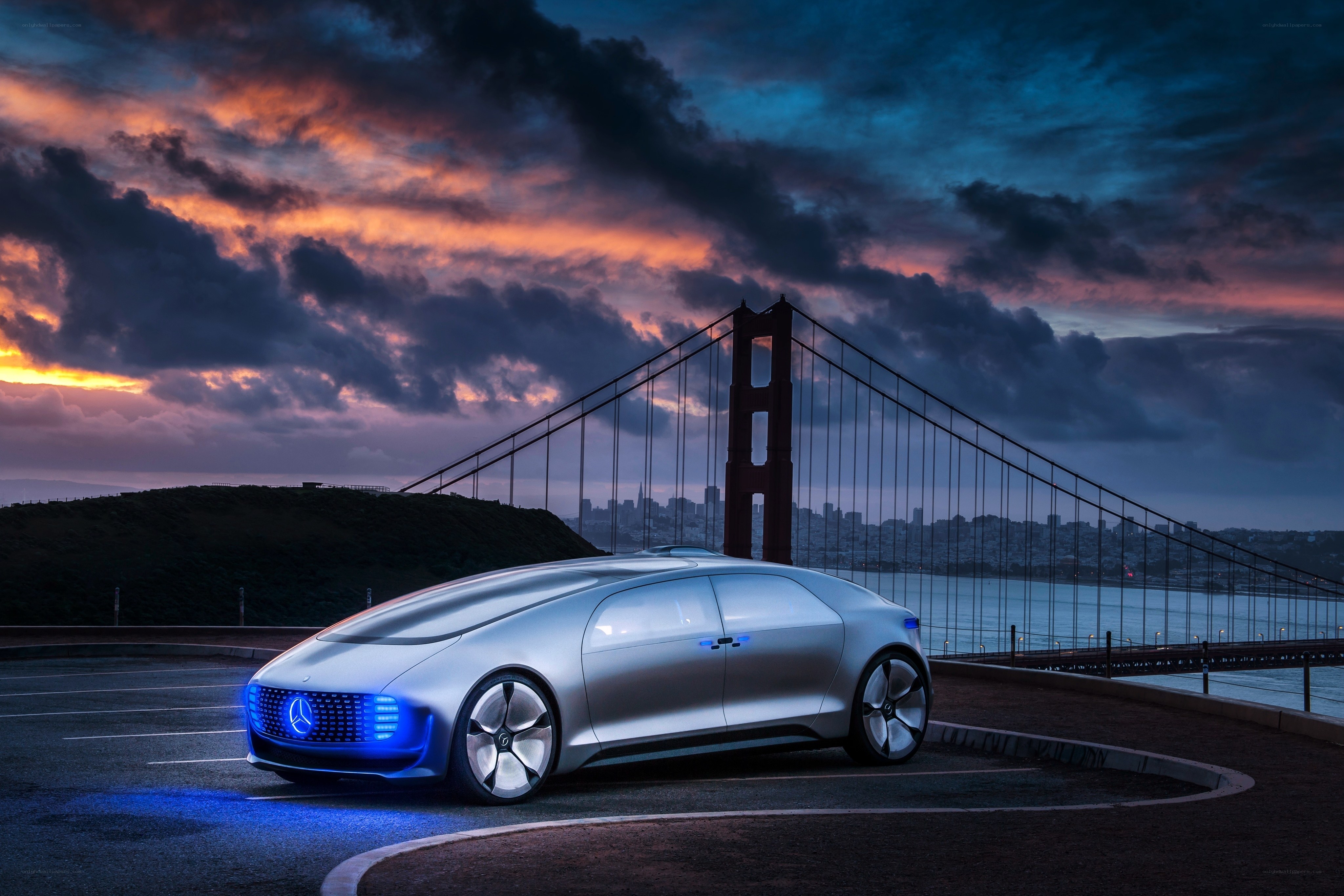 Mercedes-Benz concept car at Golden Gate Bridge