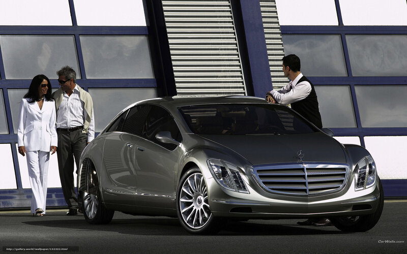 Mercedes-Benz concept car display