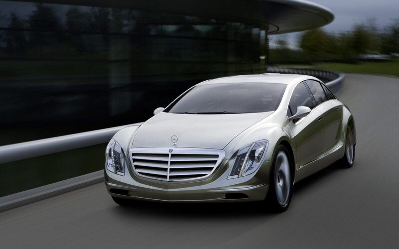 Mercedes-Benz concept car in motion