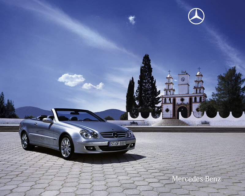 Mercedes-Benz convertible in courtyard
