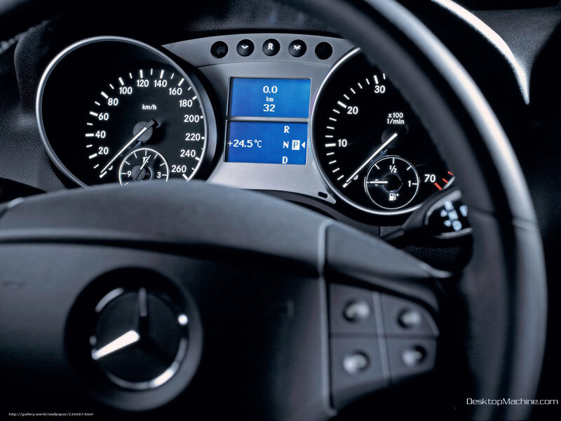 Mercedes-Benz Dashboard — Black