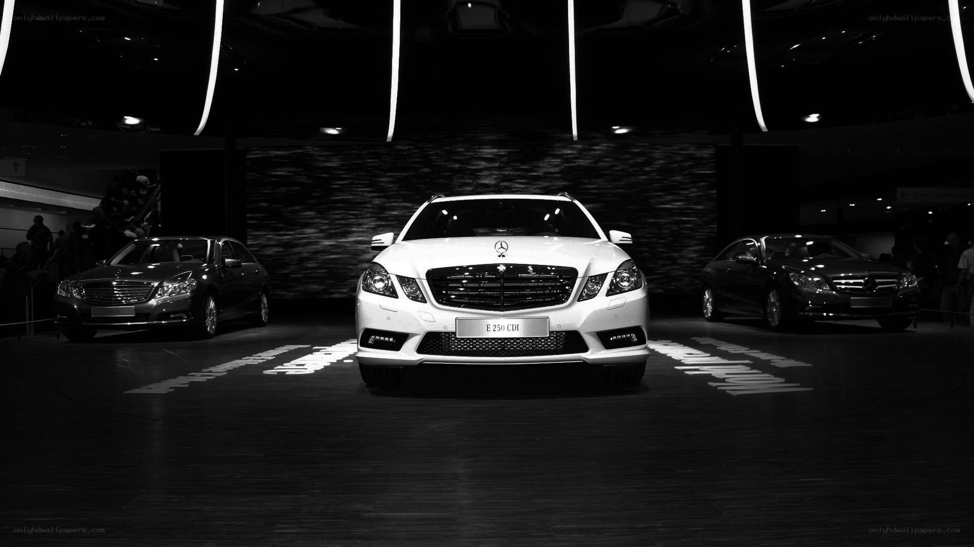 Mercedes-Benz E-Class display