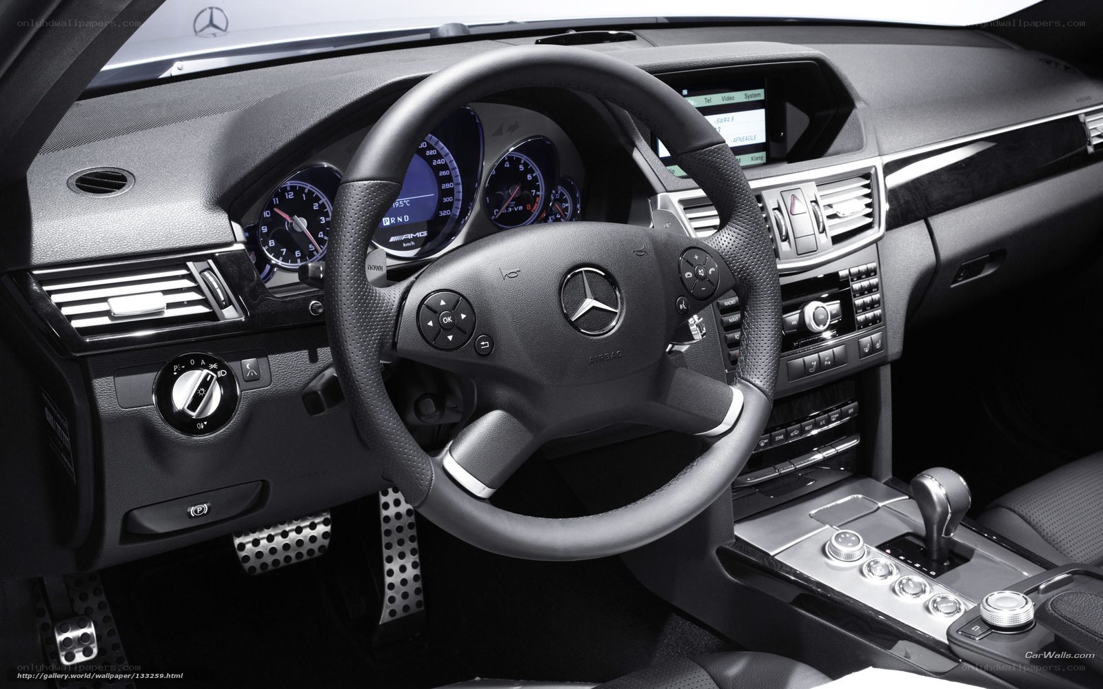 Mercedes-Benz E-Class interior