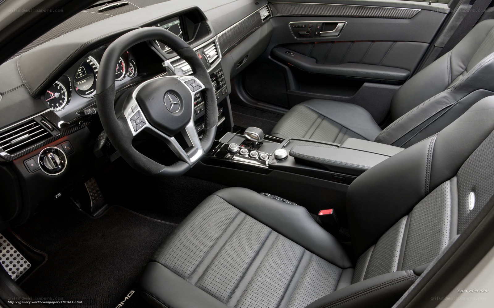 Mercedes-Benz E-Class interior