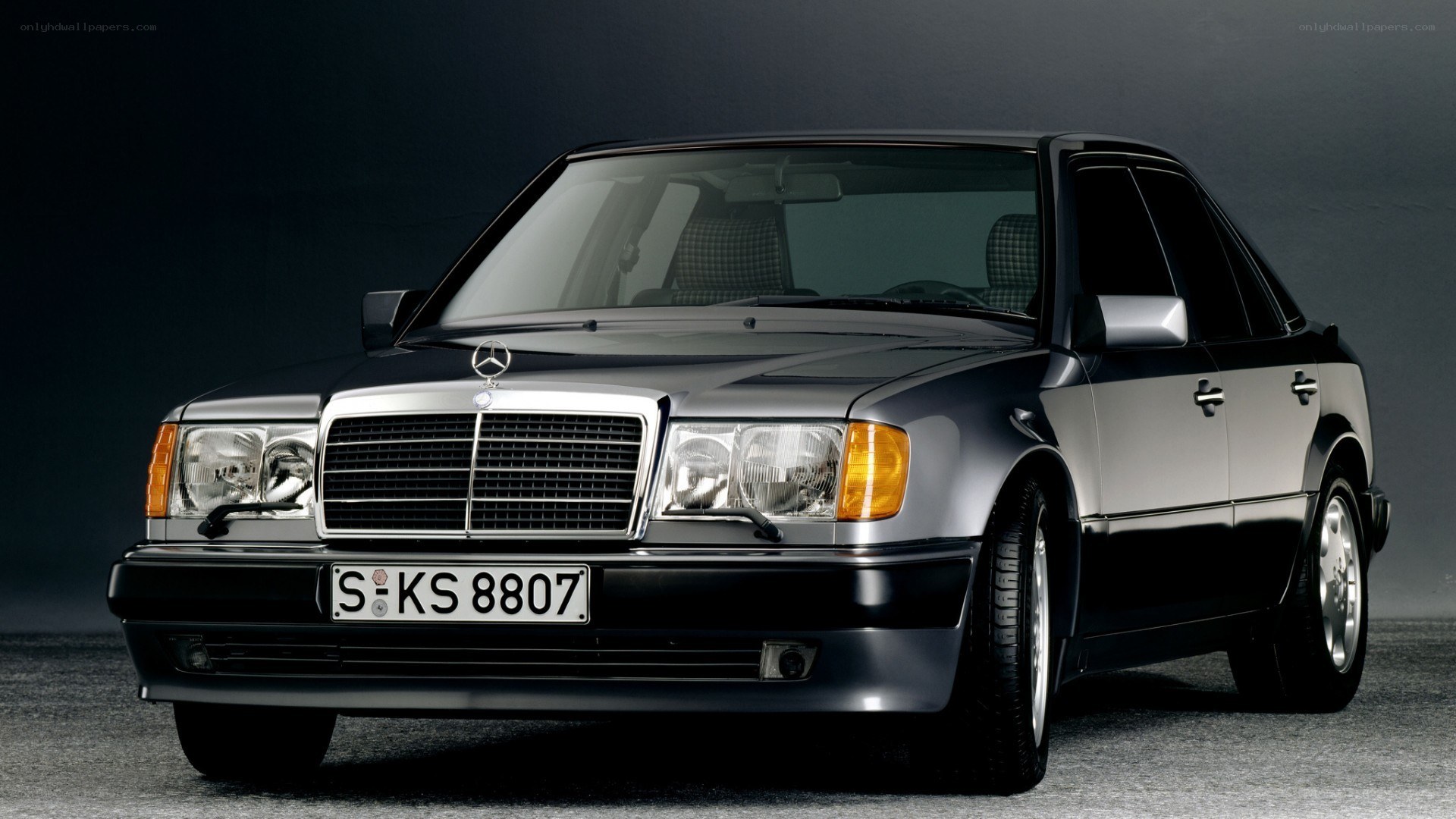 Mercedes-Benz E-Class sedan