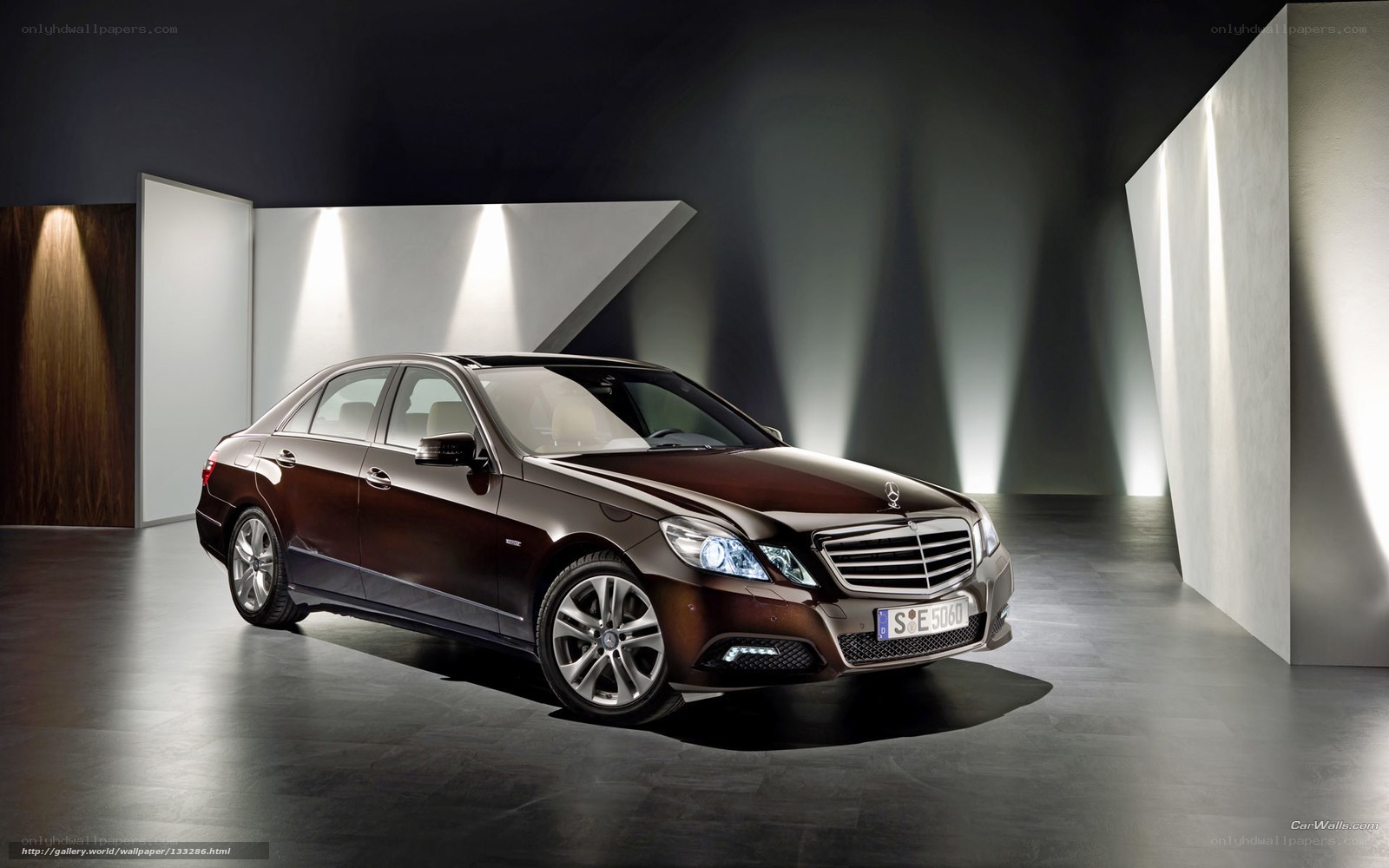 Mercedes-Benz E-Class sedan