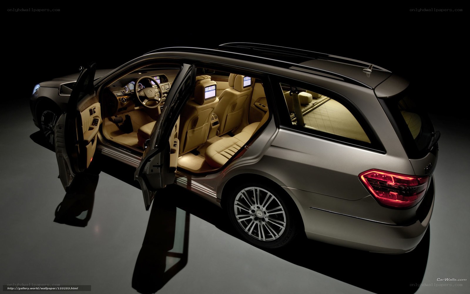 Mercedes-Benz E-Class Wagon Interior
