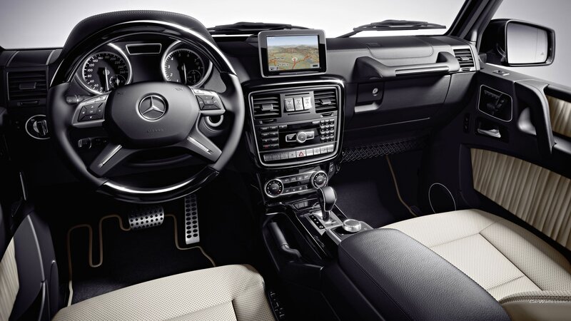Mercedes-Benz G-Class interior