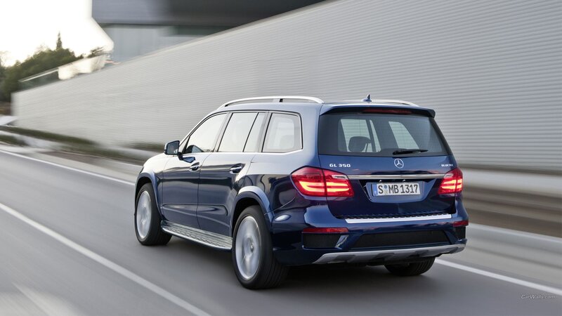Mercedes-Benz GL 350 driving on road