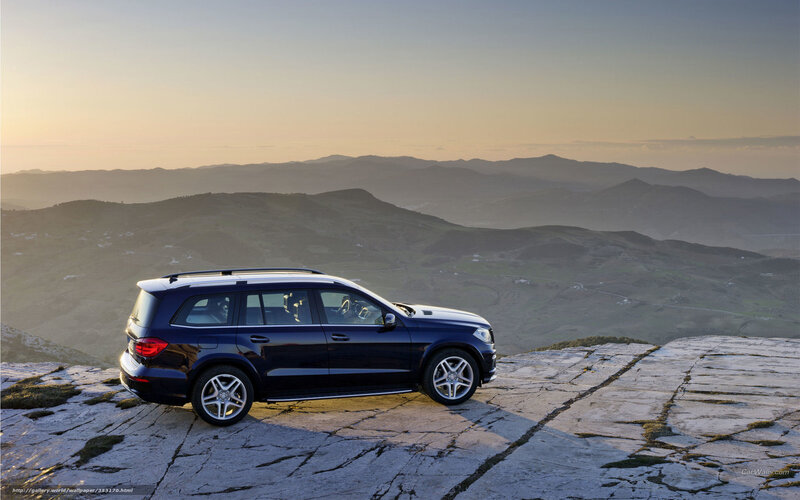 Mercedes-Benz GL-Class on a mountain peak