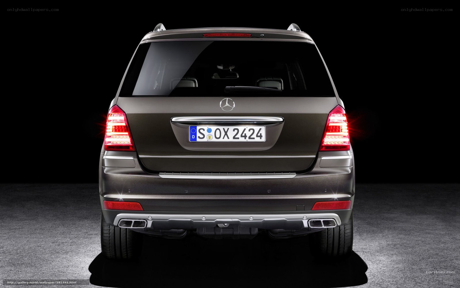 Mercedes-Benz GL-Class rear view