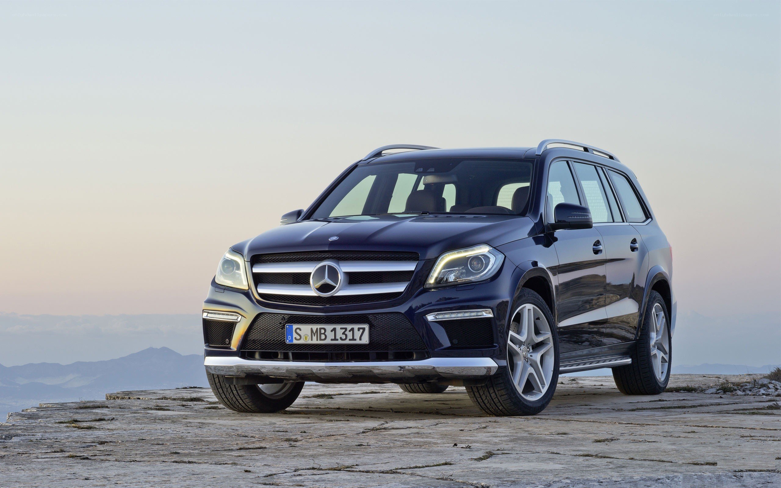 Mercedes-Benz GL-Class SUV