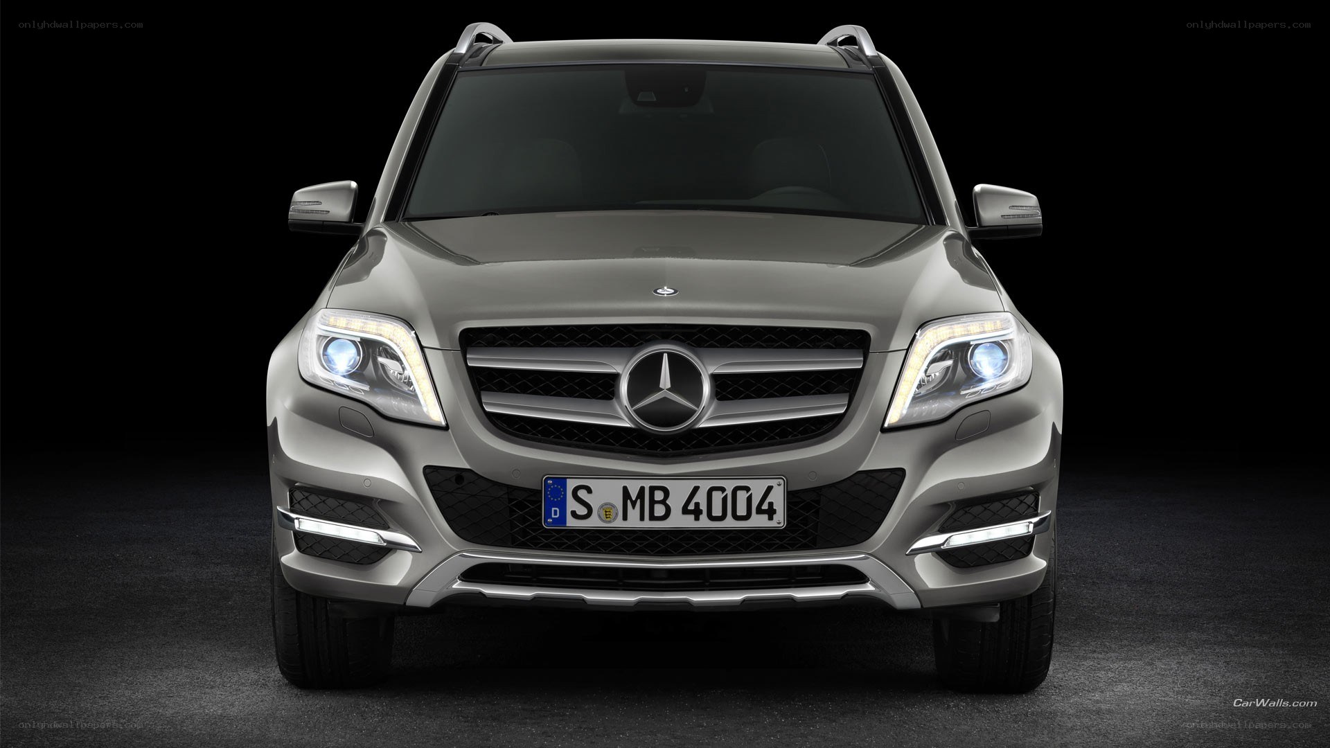 Mercedes-Benz GLK front view