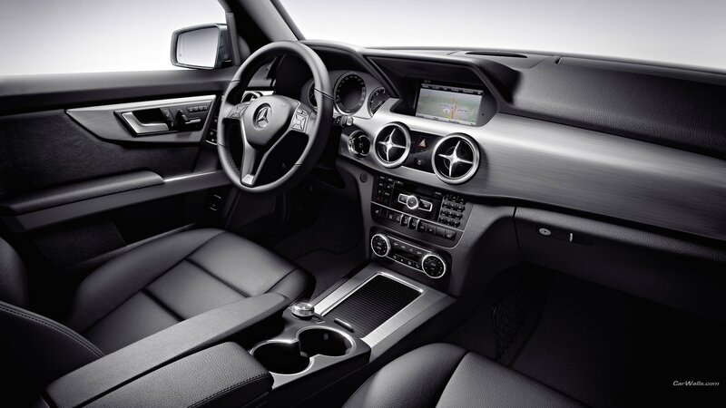 Mercedes-Benz GLK interior