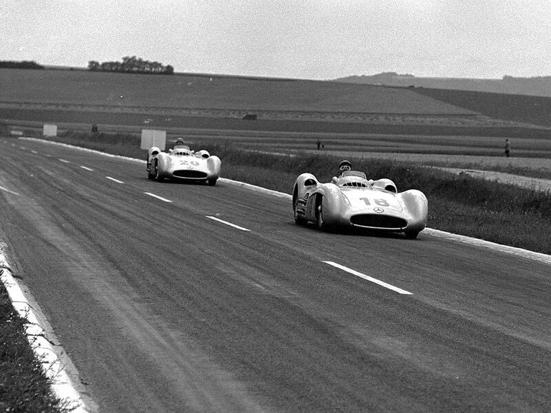 Mercedes-Benz race cars on track