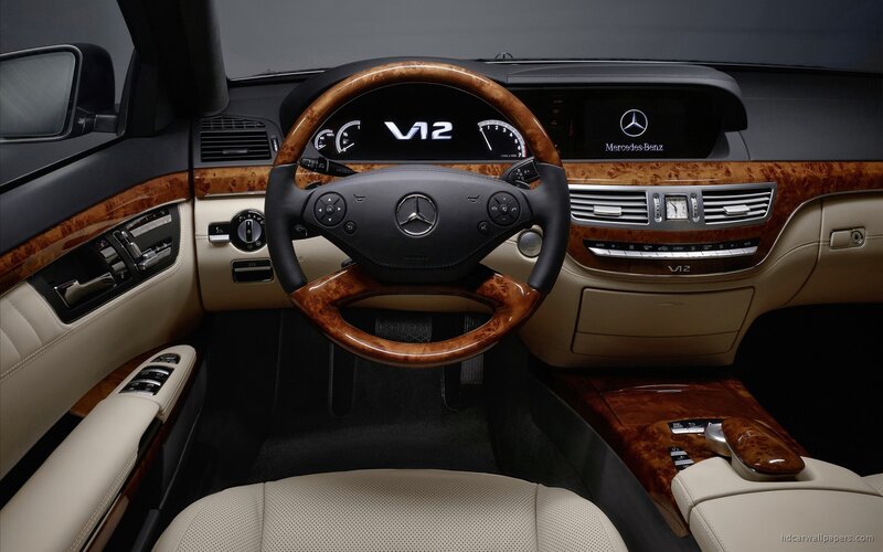 Mercedes-Benz S600 interior