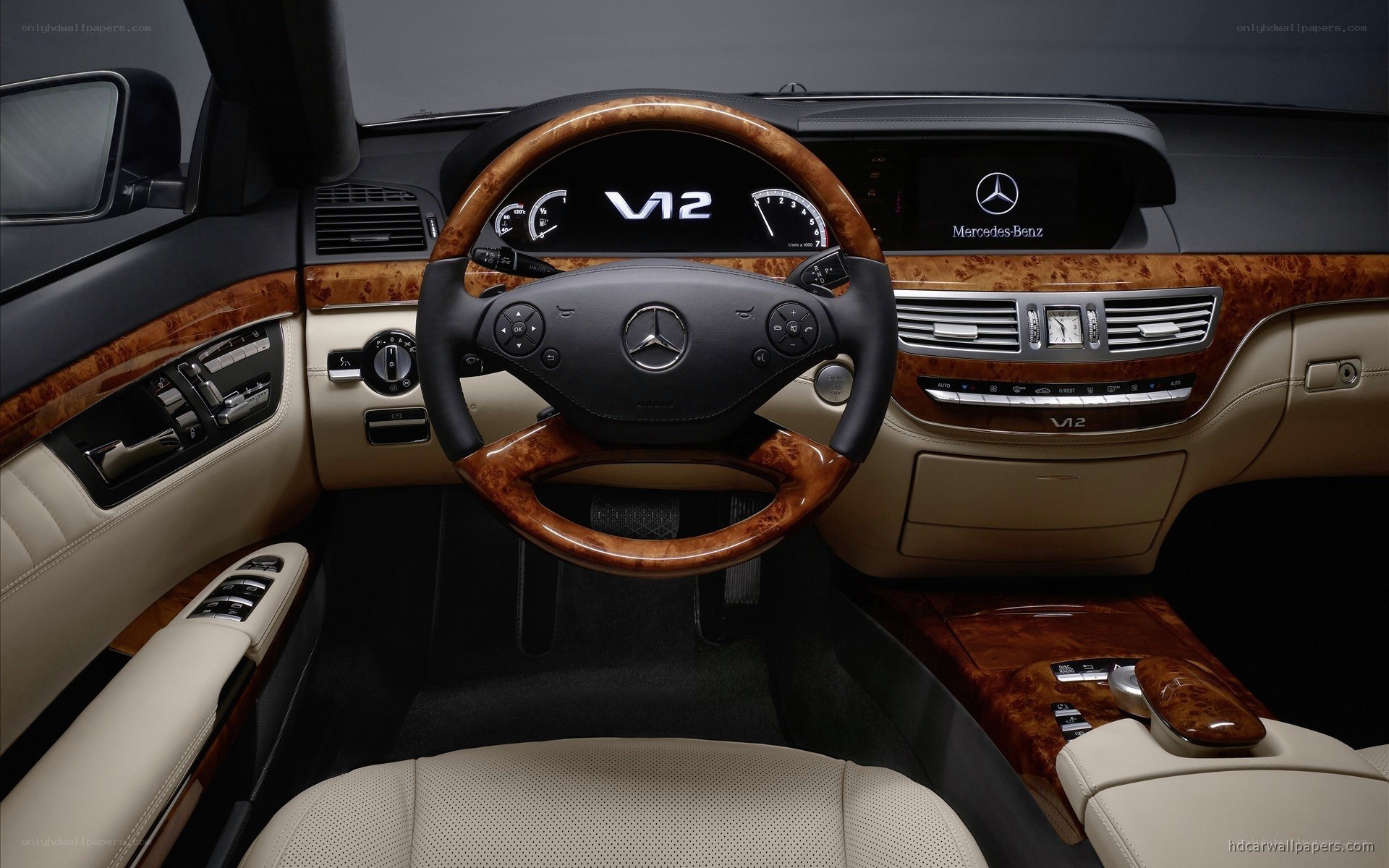 Mercedes-Benz S600 interior