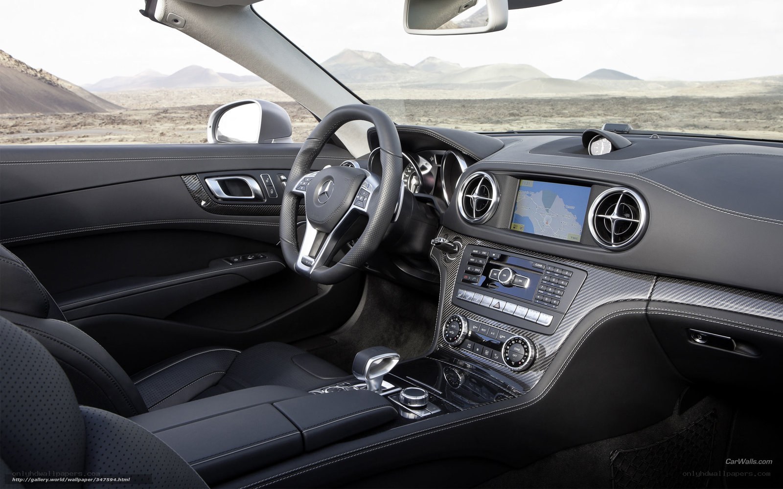 Mercedes-Benz SL interior