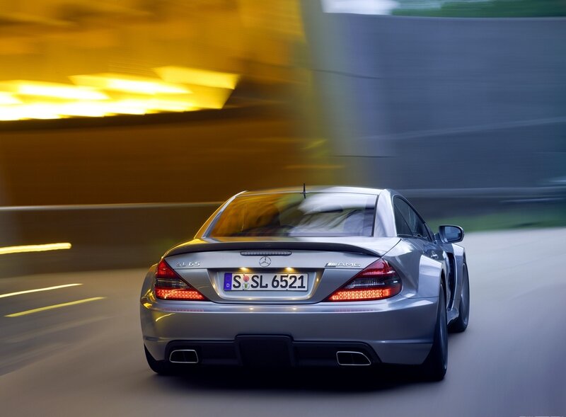 Mercedes-Benz SL65 AMG in motion