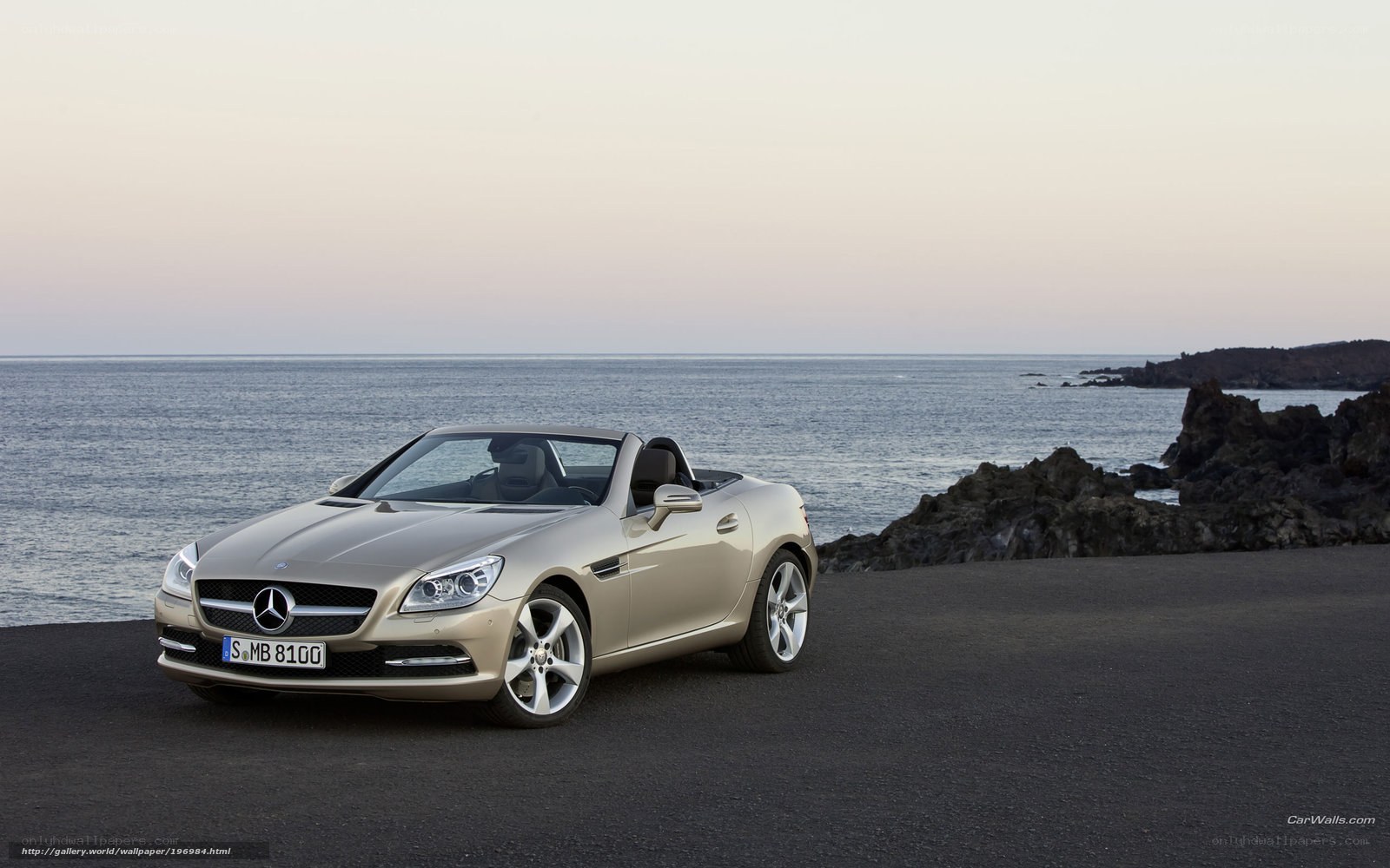 Mercedes-Benz SLK by the sea
