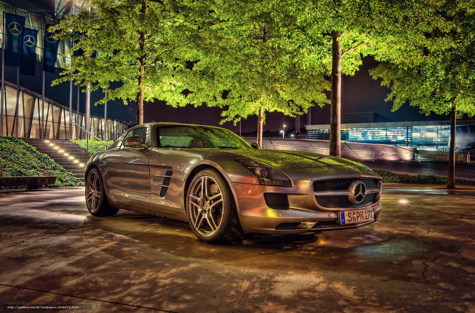Mercedes-Benz SLS AMG at night